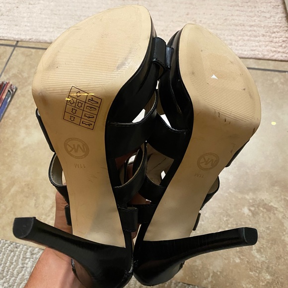 Michael Kors Anya Platform Womens Sandals - Picture 6 of 6